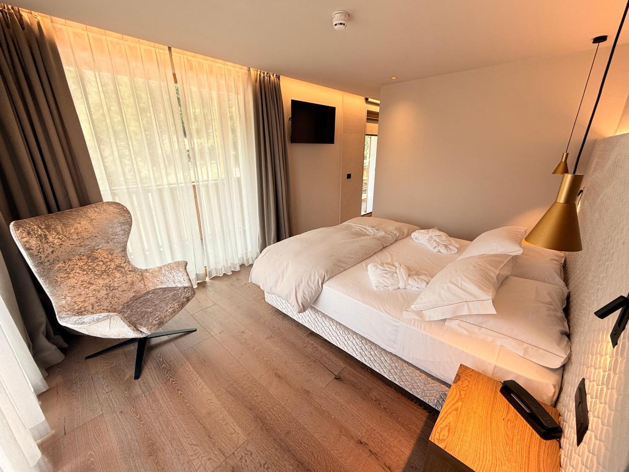 Hotel Lorenzetti 마돈나 디 캄필리오 객실 사진