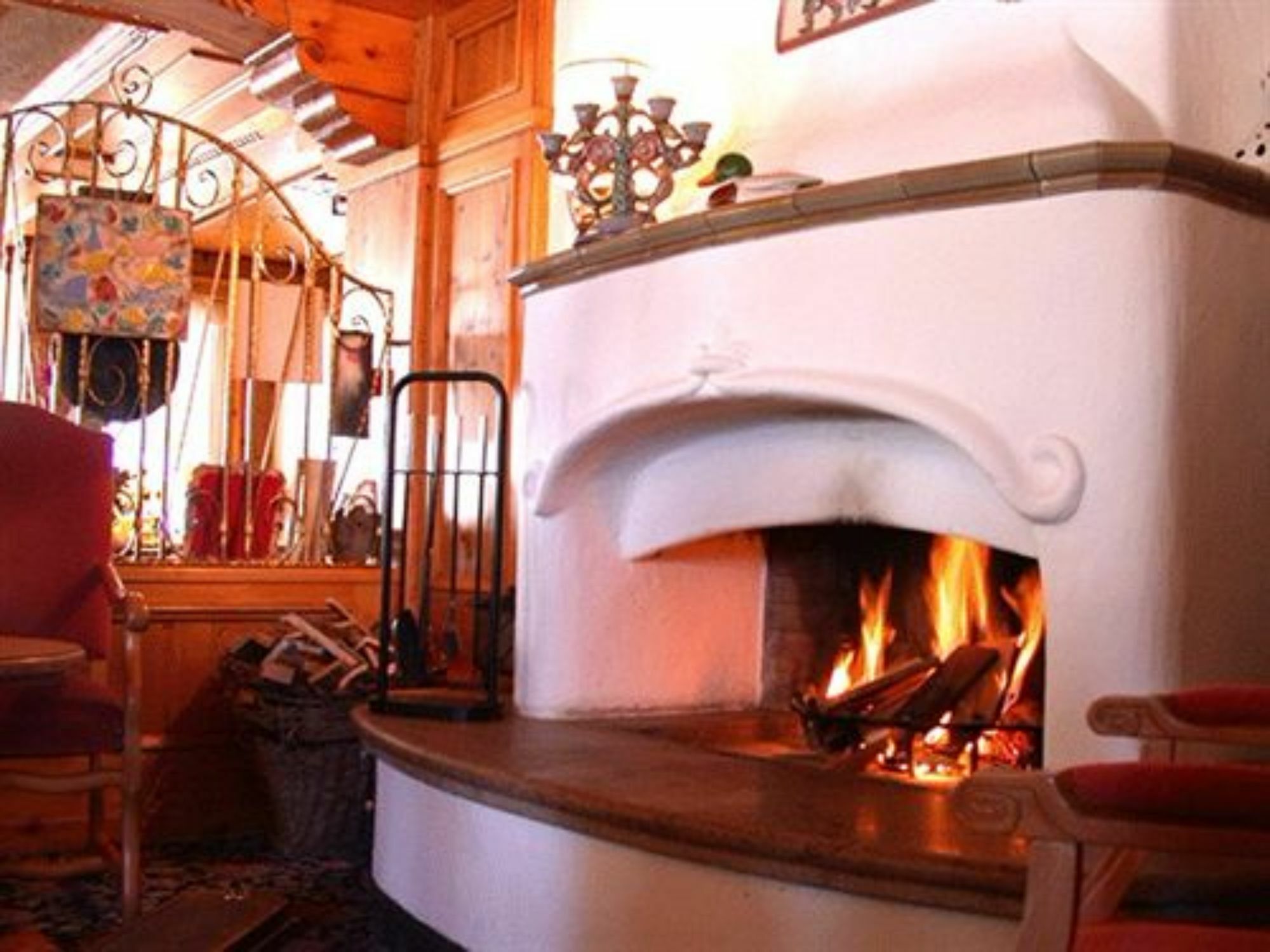Hotel Lorenzetti 마돈나 디 캄필리오 외부 사진